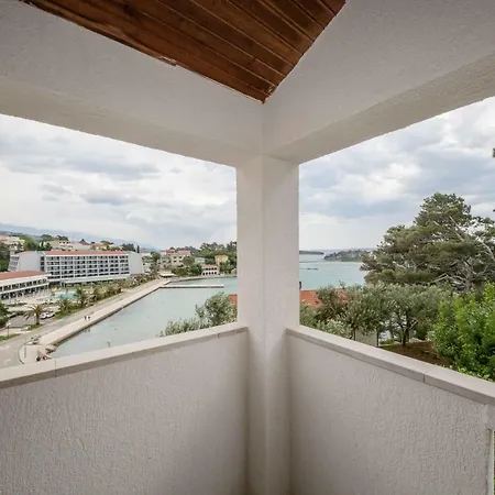 Lero Διαμέρισμα Banjol