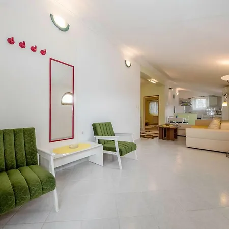 Lero Apartment